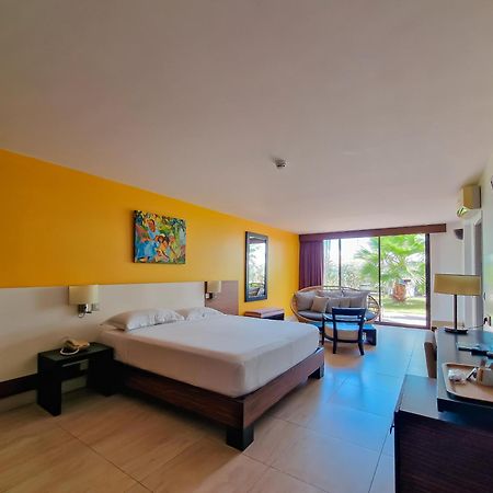 Hommage Hotel & Residences Baie Nettle Bagian luar foto