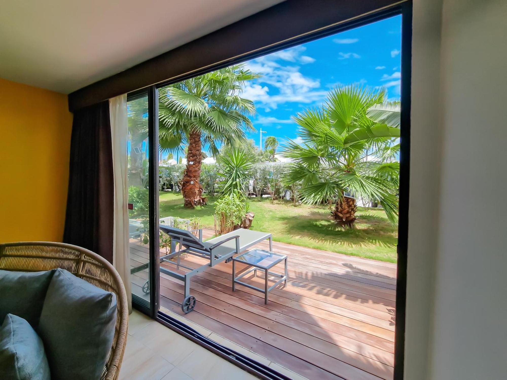 Hommage Hotel & Residences Baie Nettle Bagian luar foto